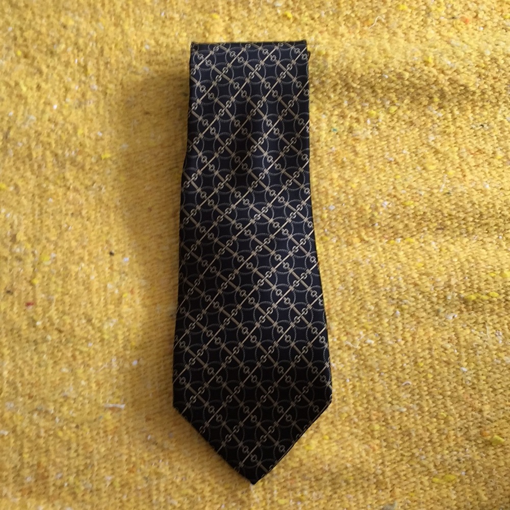 100% Silk Tie